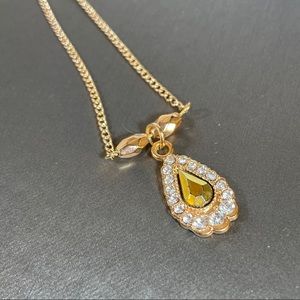 Gold Tone Rhinestone Gemstone Teardrop Necklace